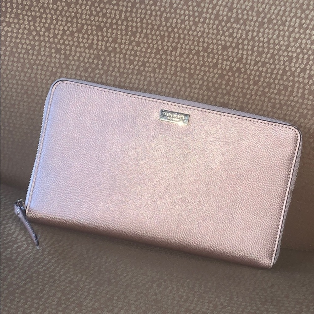 Wallet/clutch